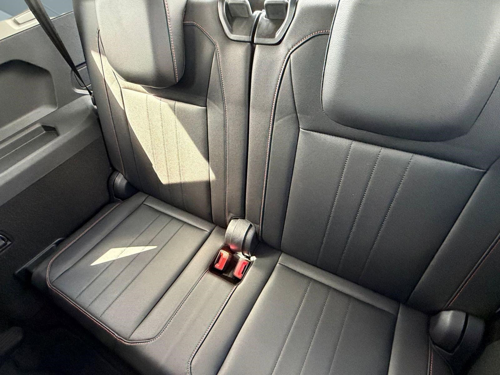 Used 2024 Volkswagen Tiguan Wolfsburg Edition image 26