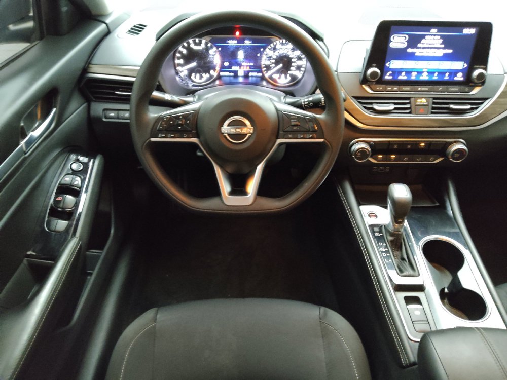 Used 2023 Nissan Altima 2.5 SV AWD/4WD image 22