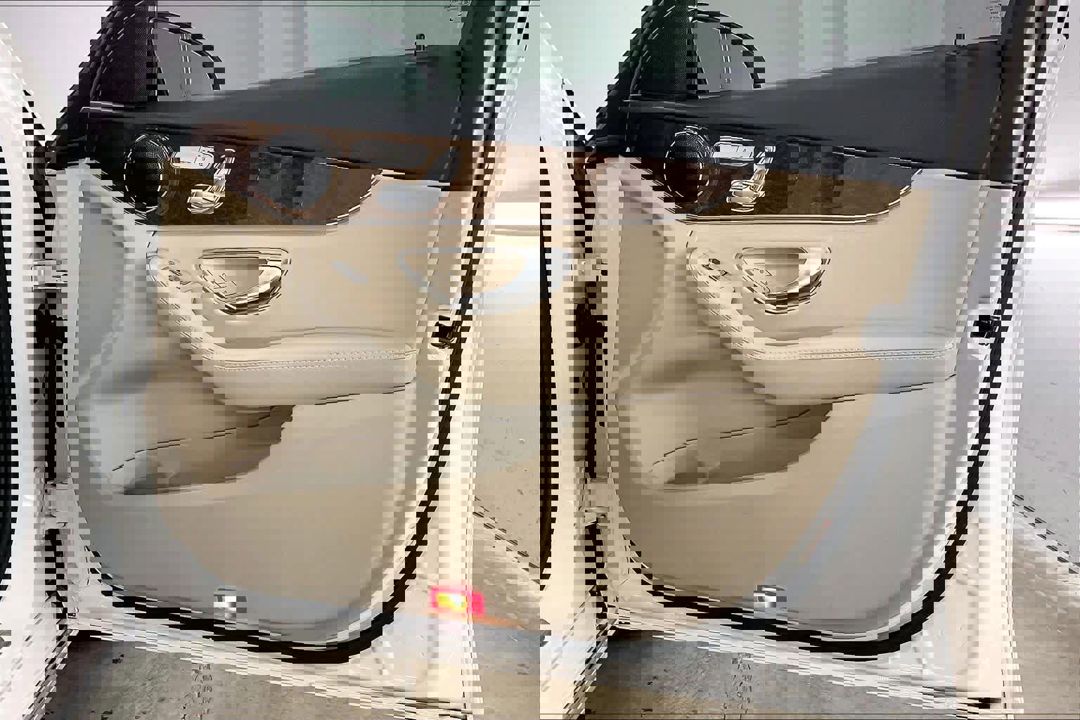 Used 2018 Mercedes-Benz C 300 Sedan image 25