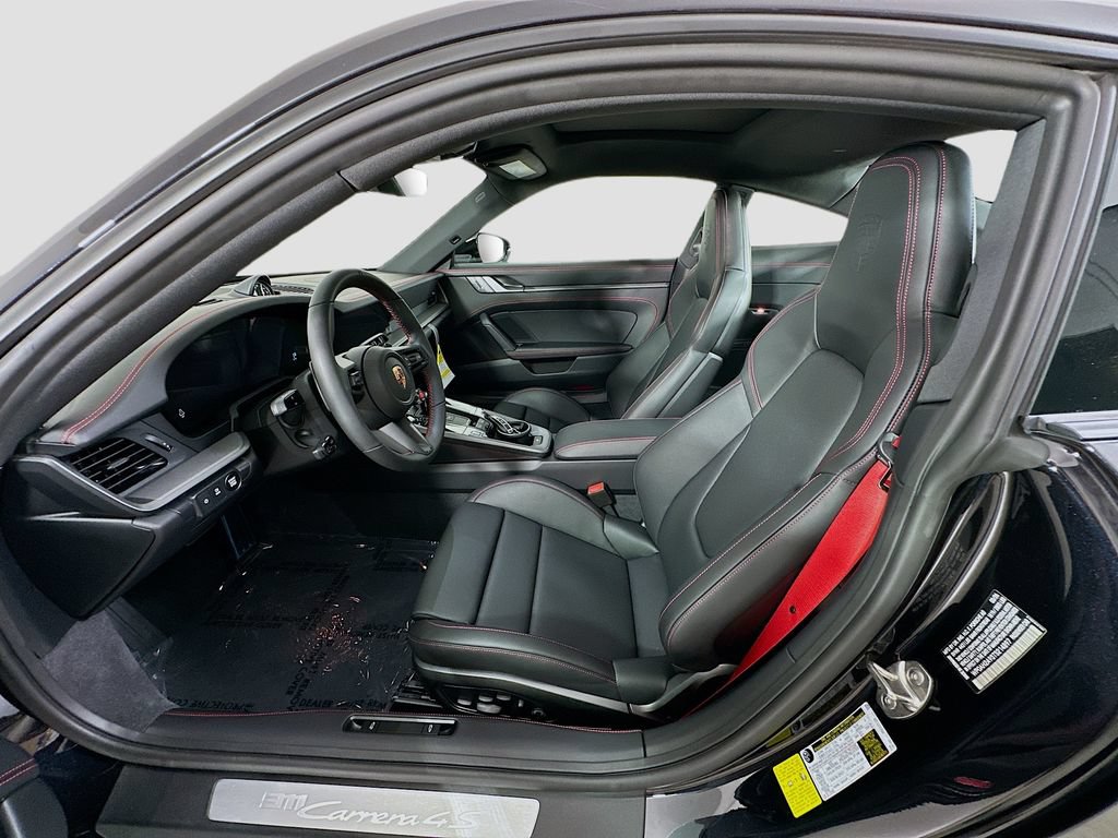 New 2026 Porsche 911 Carrera 4S AWD/4WD image 5