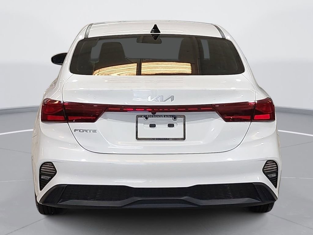 Used 2023 Kia Forte LXS image 6