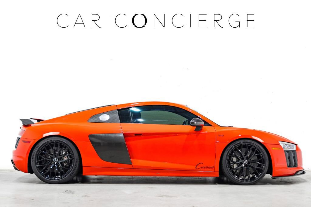 Used 2017 Audi R8 V10 plus image 4