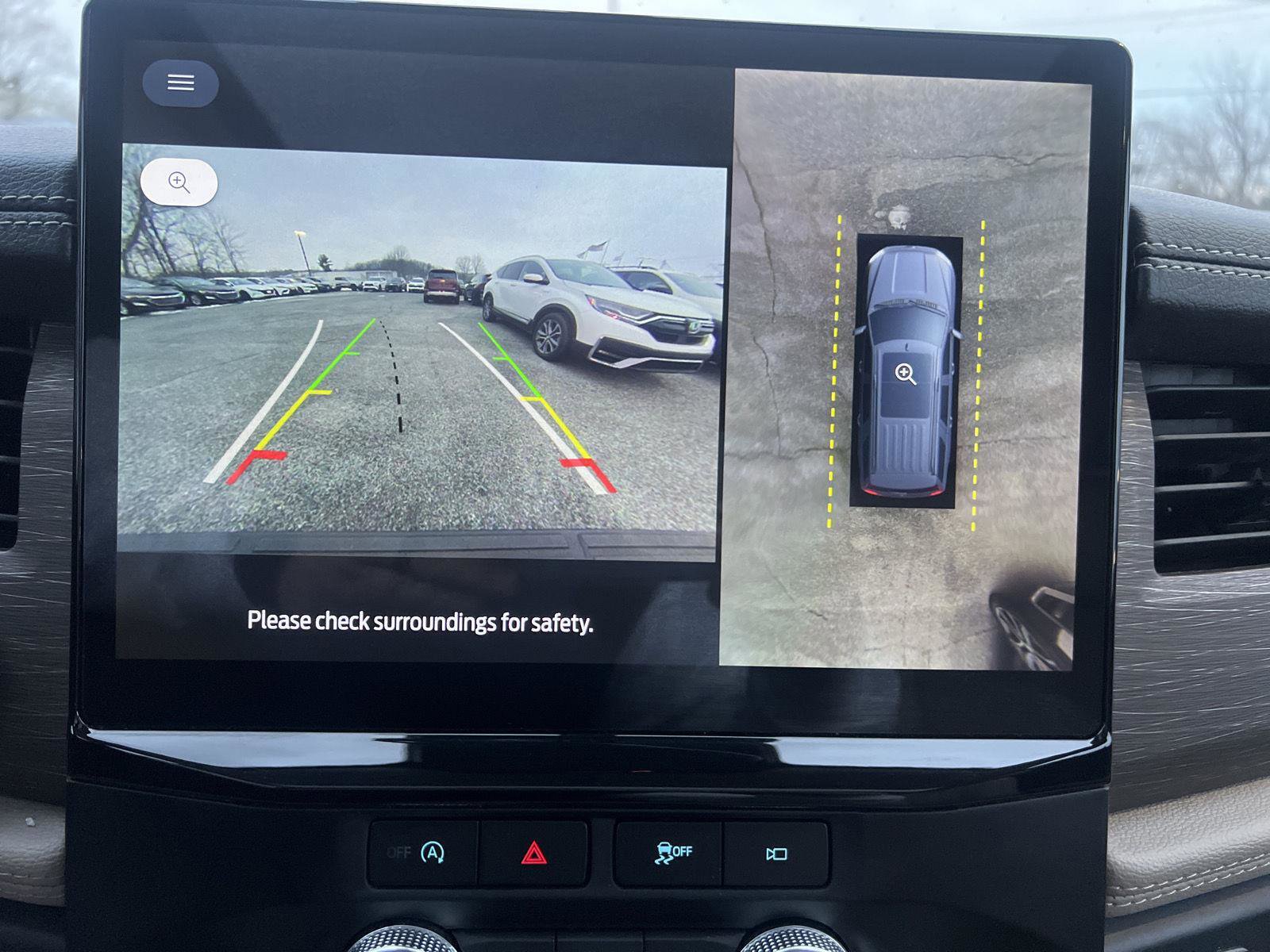 Used 2023 Ford Expedition Limited image 12