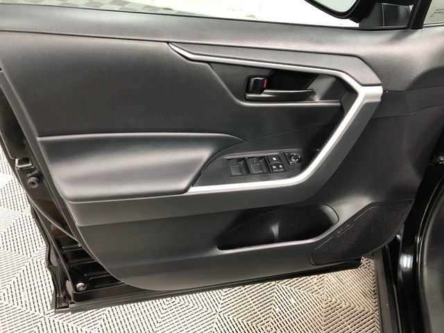 Used 2024 Toyota RAV4 LE AWD/4WD image 12