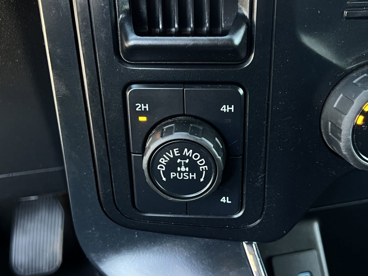 Used 2024 Ford F150 STX image 24