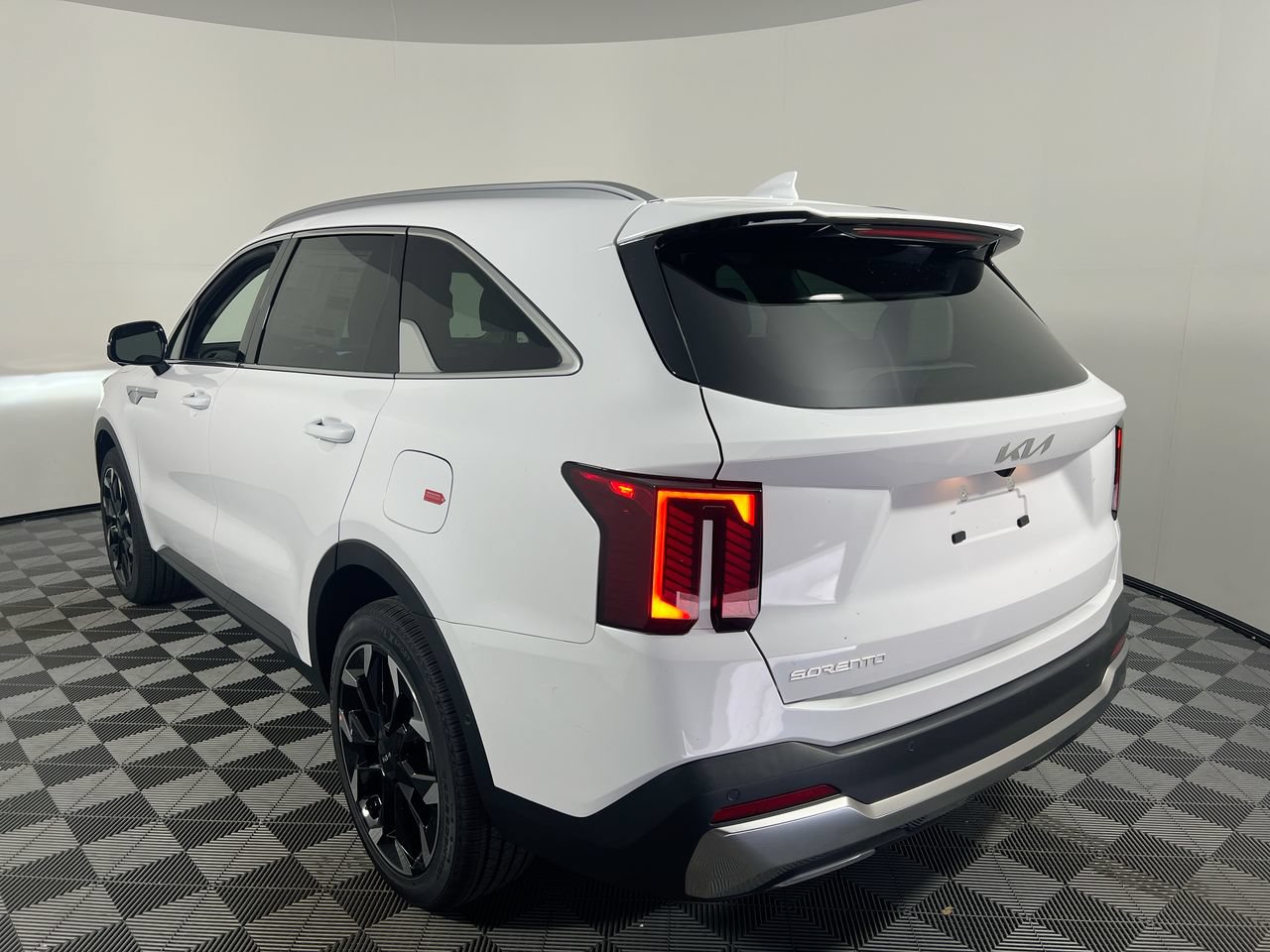 New 2026 Kia Sorento SX FWD image 6