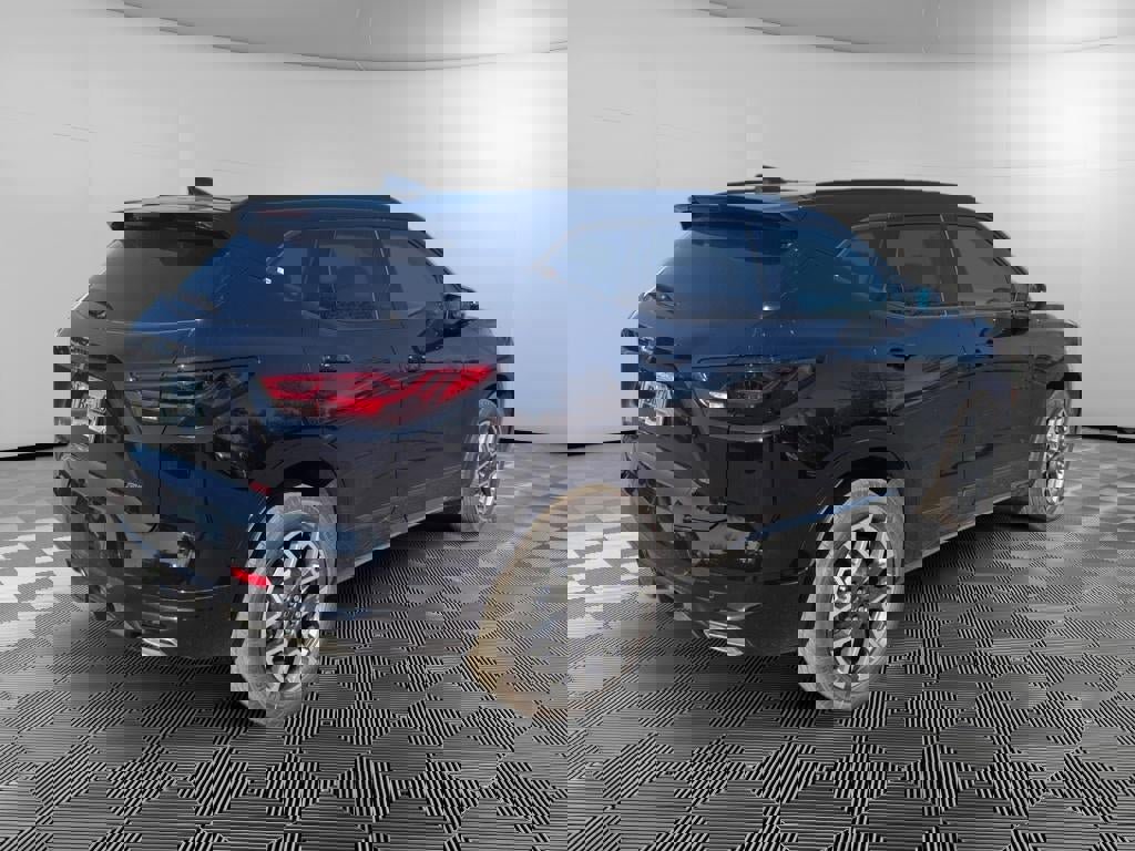 New 2025 Chevrolet Blazer RS w/ Enhanced Convenience Package image 7