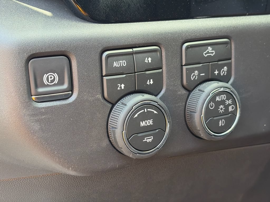 New 2026 Chevrolet Silverado 1500 LT Trail Boss w/ Convenience Package II AWD/4WD image 18