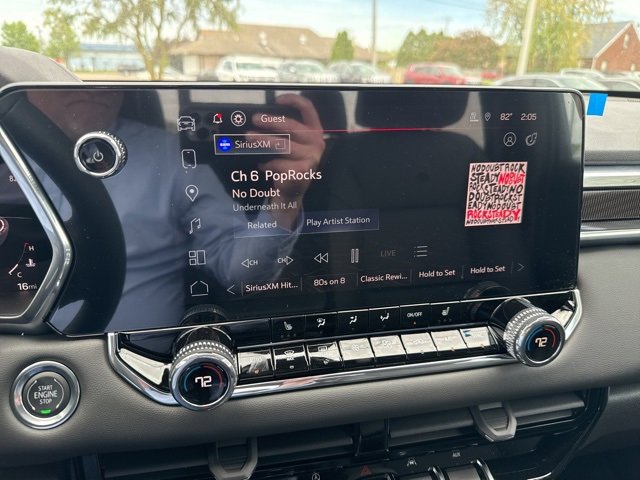 New 2025 GMC Canyon Elevation w/ Convenience Package image 30