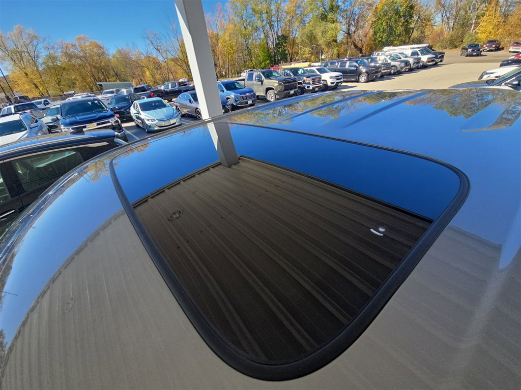 New 2026 Chevrolet Silverado 1500 LTZ w/ Z71 Off-Road Package image 19