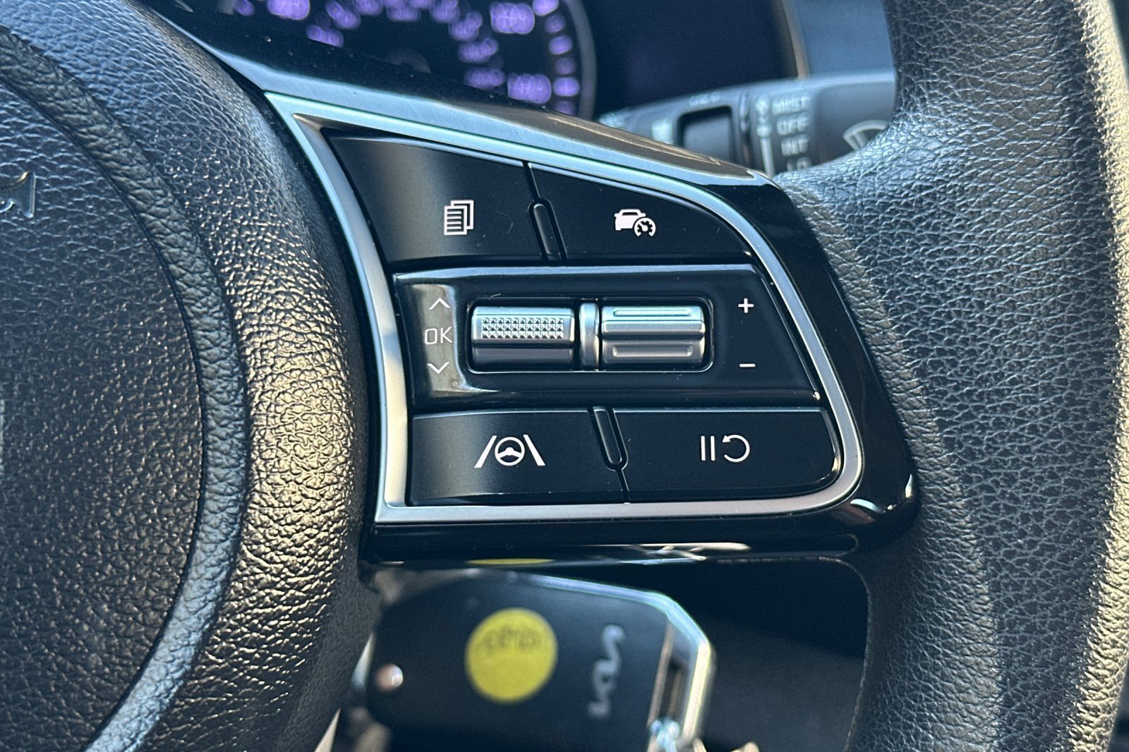 Used 2024 Kia Forte LXS image 29