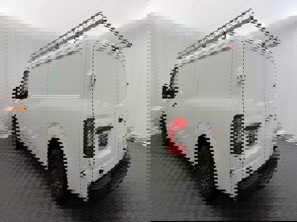 Used 2015 Nissan NV 2500 SV image 5