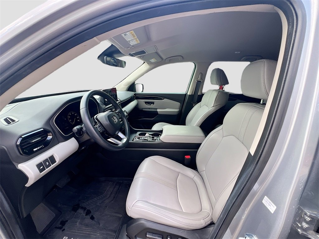 Used 2025 Honda Pilot EX-L image 21