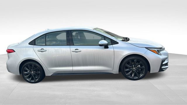 Used 2024 Toyota Corolla SE image 30