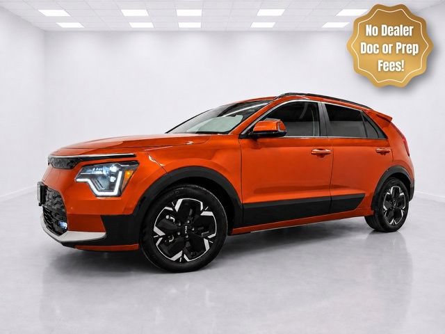 Used 2023 Kia Niro Wave w/ Wave Preserve Package FWD image 3