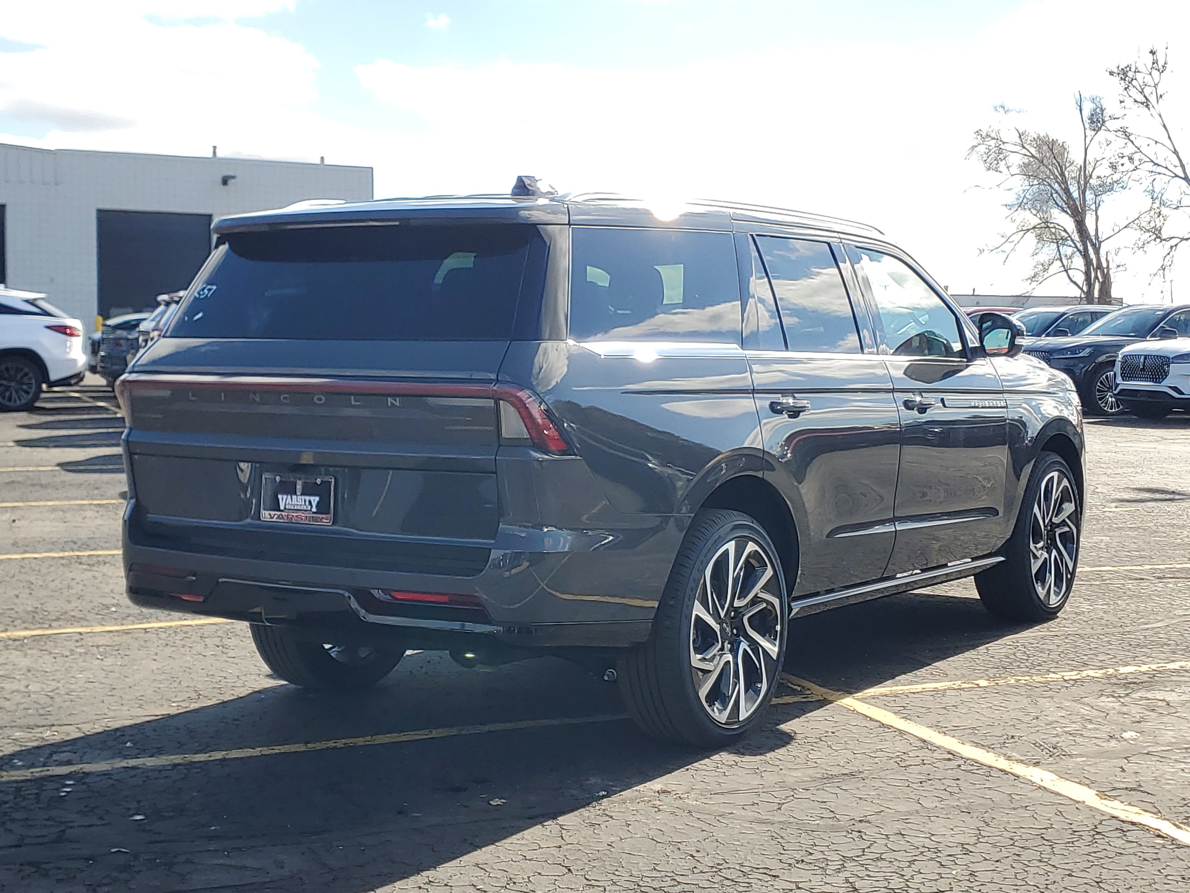 New 2026 Lincoln Navigator Black Label image 4