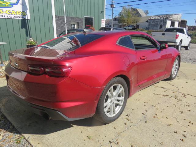 Used 2019 Chevrolet Camaro LT RWD image 7
