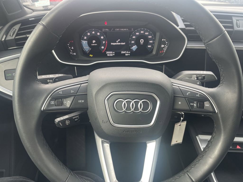 Used 2025 Audi Q3 2.0T Premium image 19