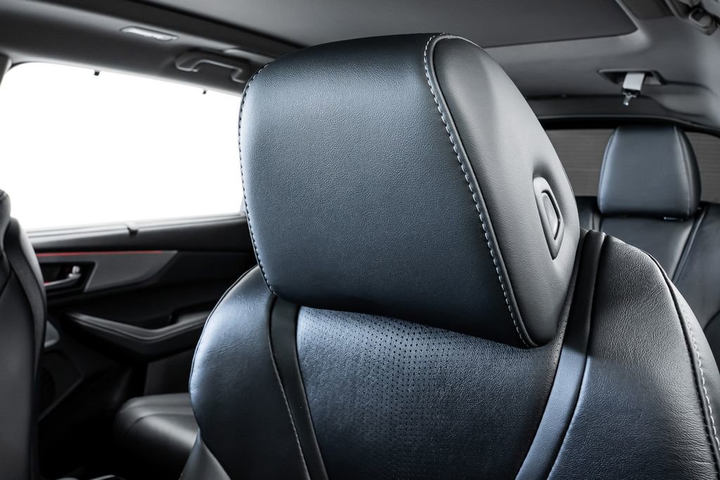 Certified 2025 Acura MDX w/ Technology Package image 34