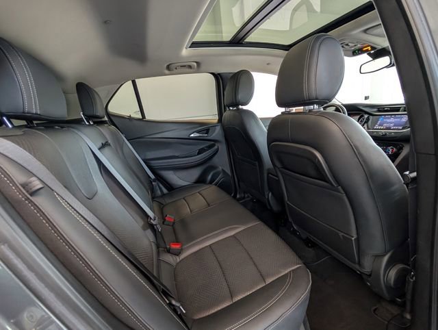 Certified 2022 Buick Encore GX Essence w/ Experience Buick Package FWD image 13