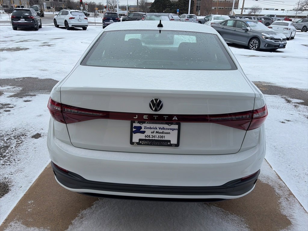 Certified 2025 Volkswagen Jetta Sport image 8