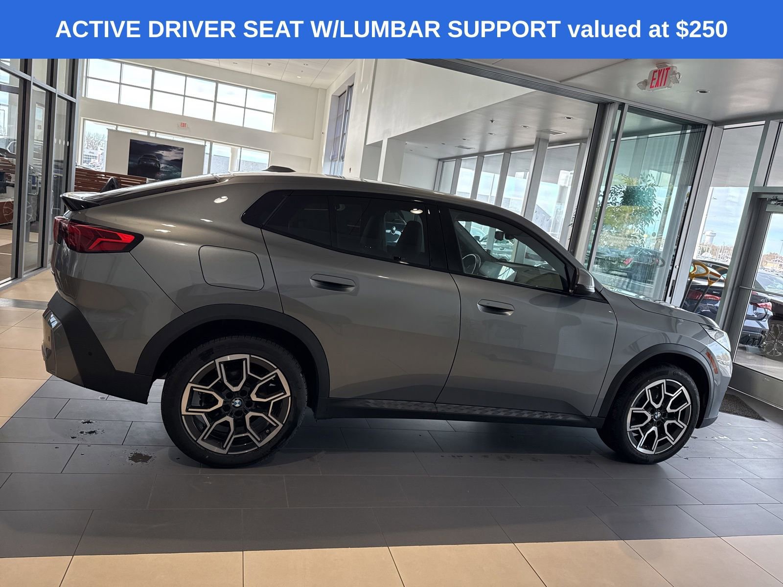 Used 2025 BMW X2 xDrive28i w/ Convenience Package image 7