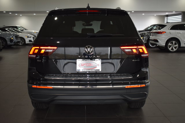 Used 2022 Volkswagen Tiguan SE AWD/4WD image 10