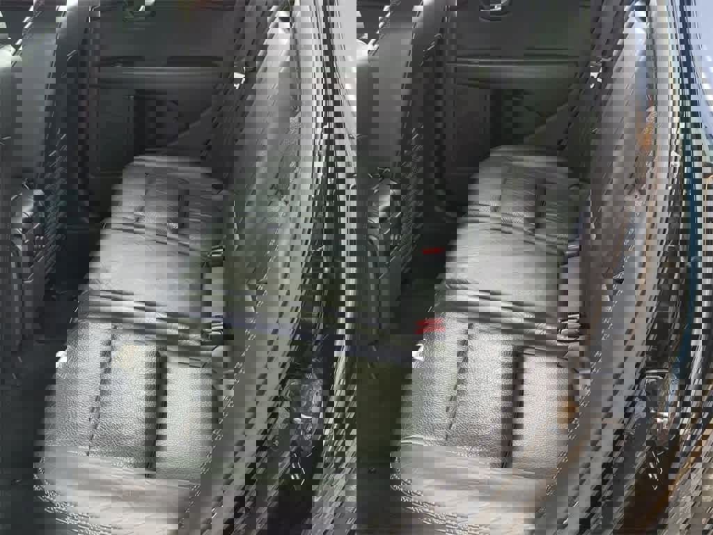 Used 2008 Volvo XC70 3.2 image 18