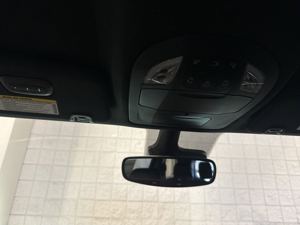 New 2027 Chrysler Pacifica Select AWD/4WD image 35