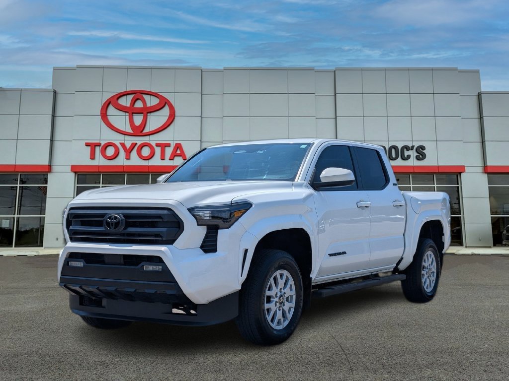 Used 2024 Toyota Tacoma SR5 AWD/4WD image 1