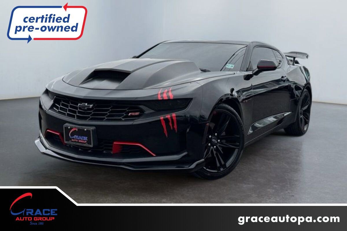 Used 2021 Chevrolet Camaro LT w/ Redline Edition RWD image 1