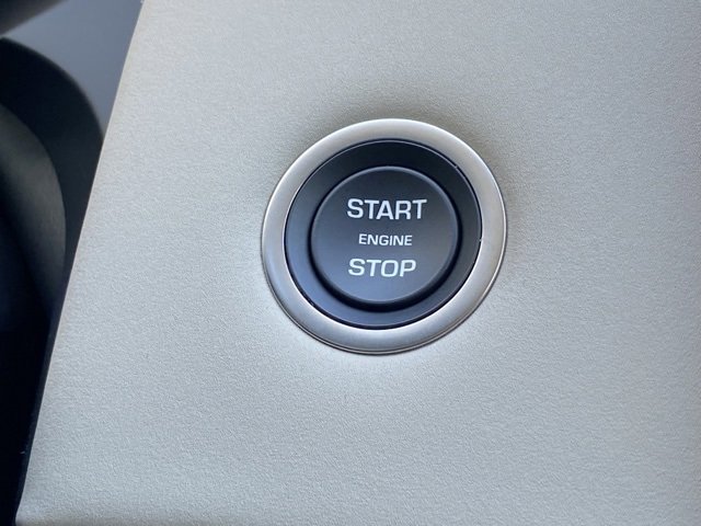 Certified 2024 Land Rover Discovery Sport S image 11