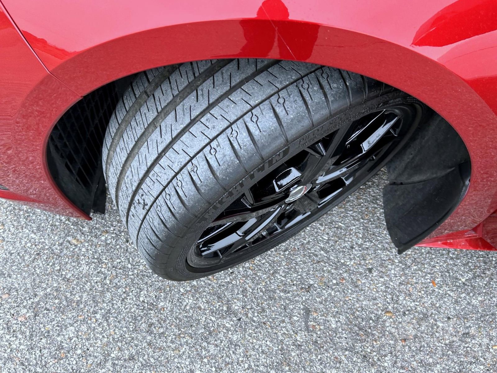 Used 2023 Chevrolet Corvette Stingray Premium Cpe w/ Body-Color Dual Roof Package image 21