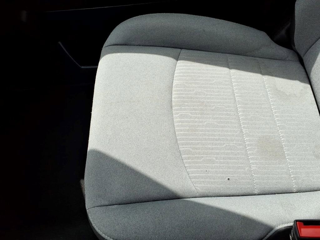 Used 2024 RAM 1500 Classic SLT AWD/4WD image 23