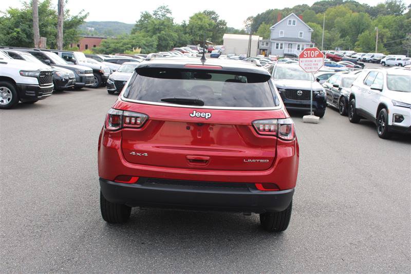 Used 2026 Jeep Compass Limited AWD/4WD image 7