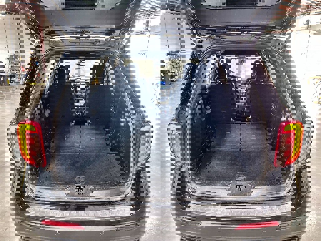 Used 2020 Ford Explorer ST w/ Premium Technology Package image 26