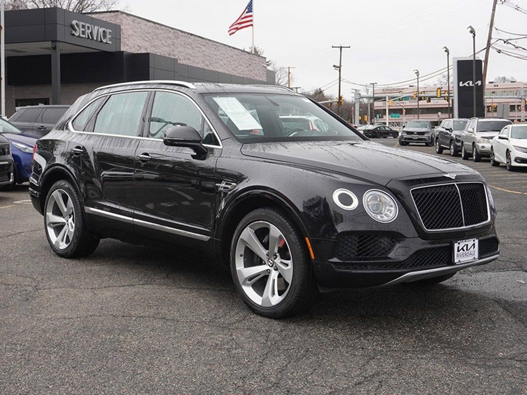 Used 2019 Bentley Bentayga AWD/4WD image 2