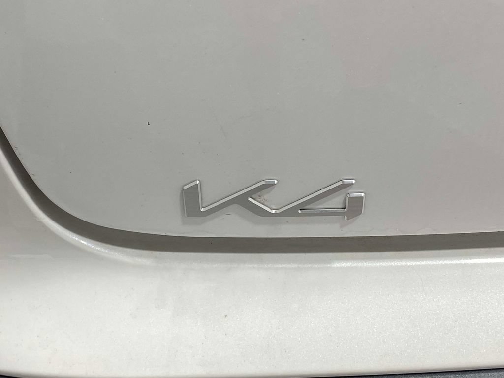 New 2026 Kia K4 FWD image 9