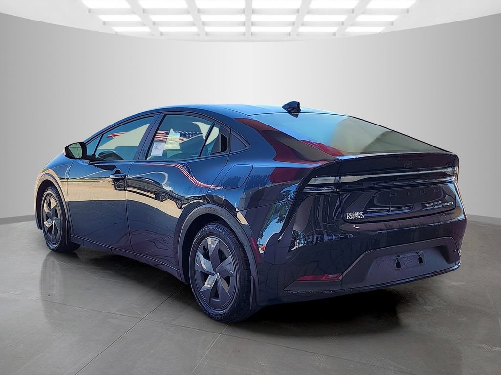 New 2026 Toyota Prius Plug-In Hybrid FWD image 4