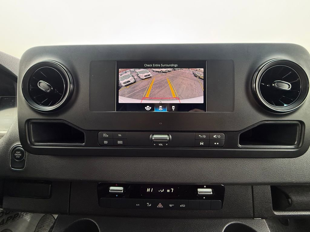 Used 2024 Mercedes-Benz Sprinter 2500 w/ Acoustic Package image 31