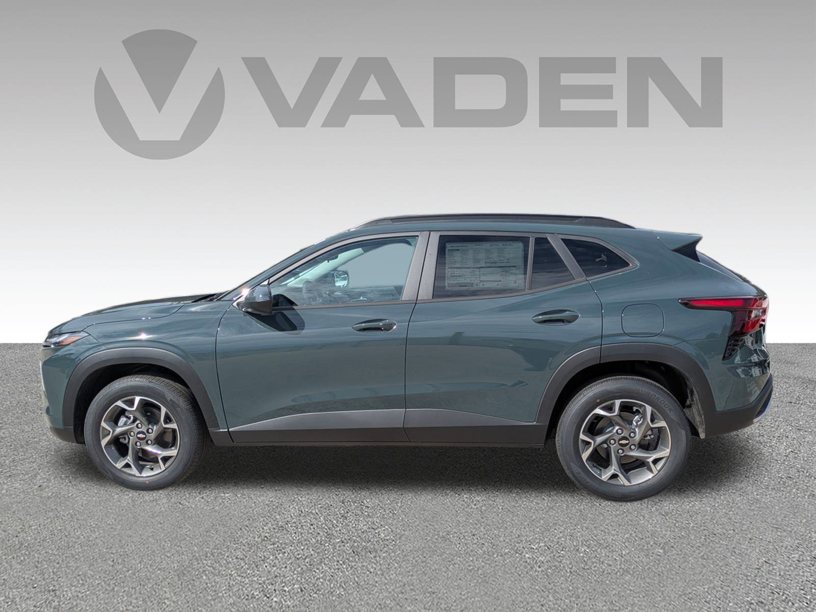 New 2026 Chevrolet Trax LT w/ Driver Confidence Package FWD image 27