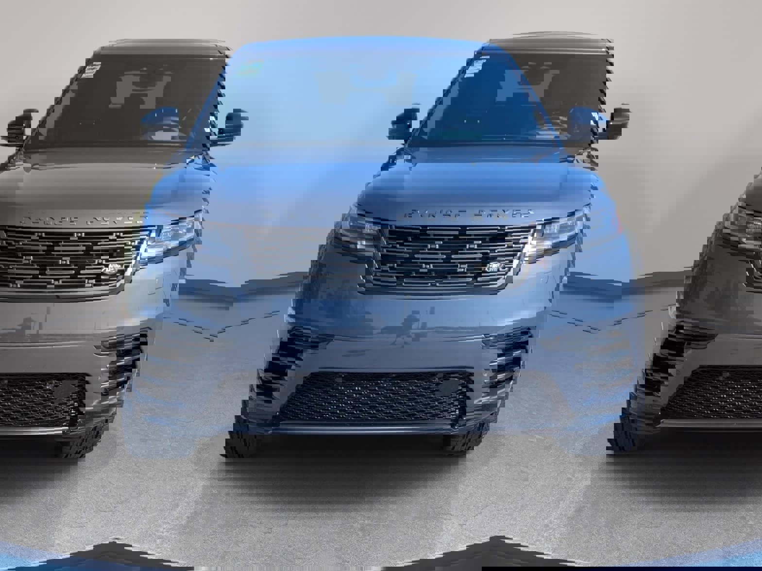 New 2026 Land Rover Range Rover Velar Dynamic SE AWD/4WD image 2