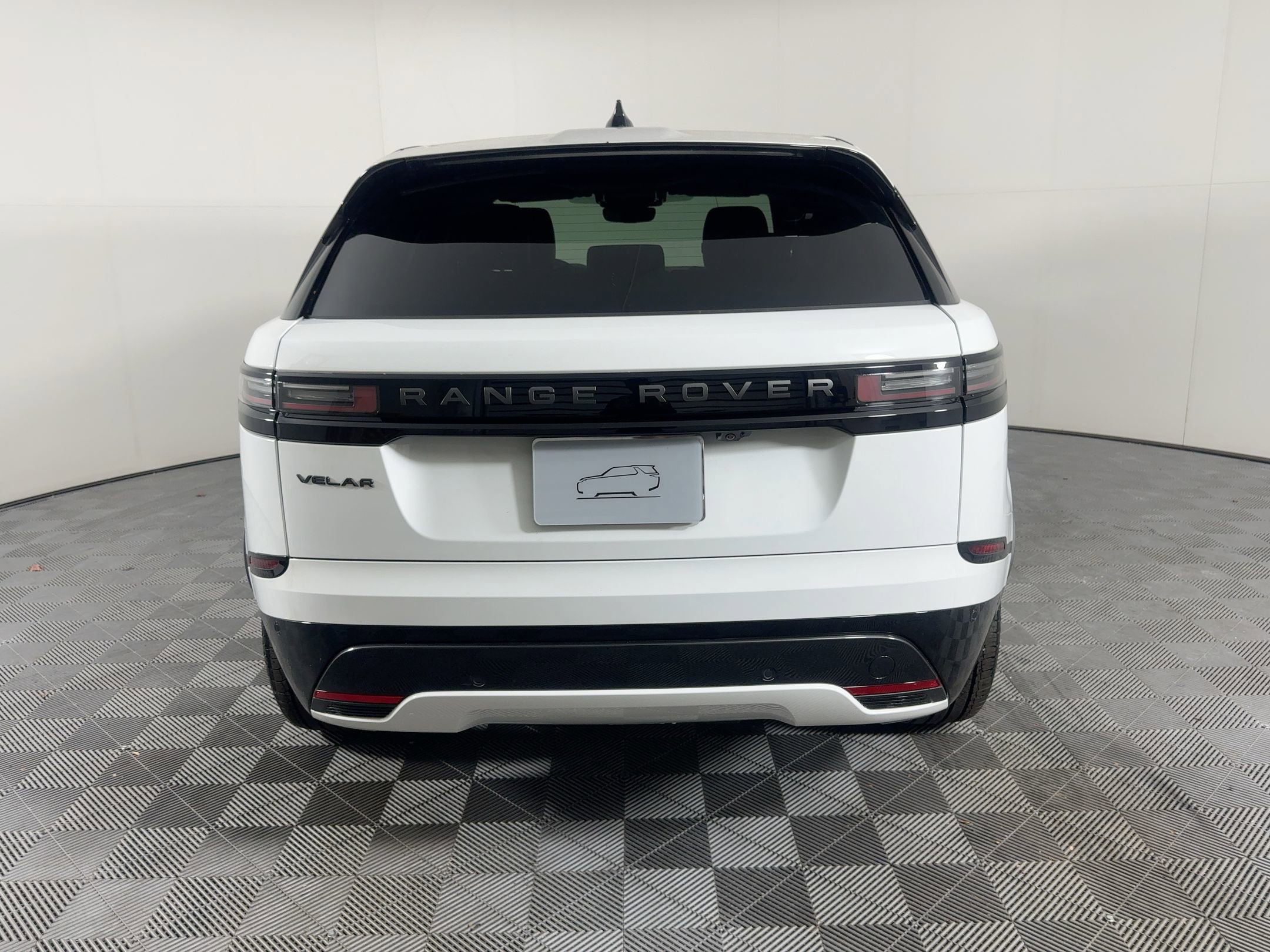 New 2026 Land Rover Range Rover Velar Dynamic SE image 29