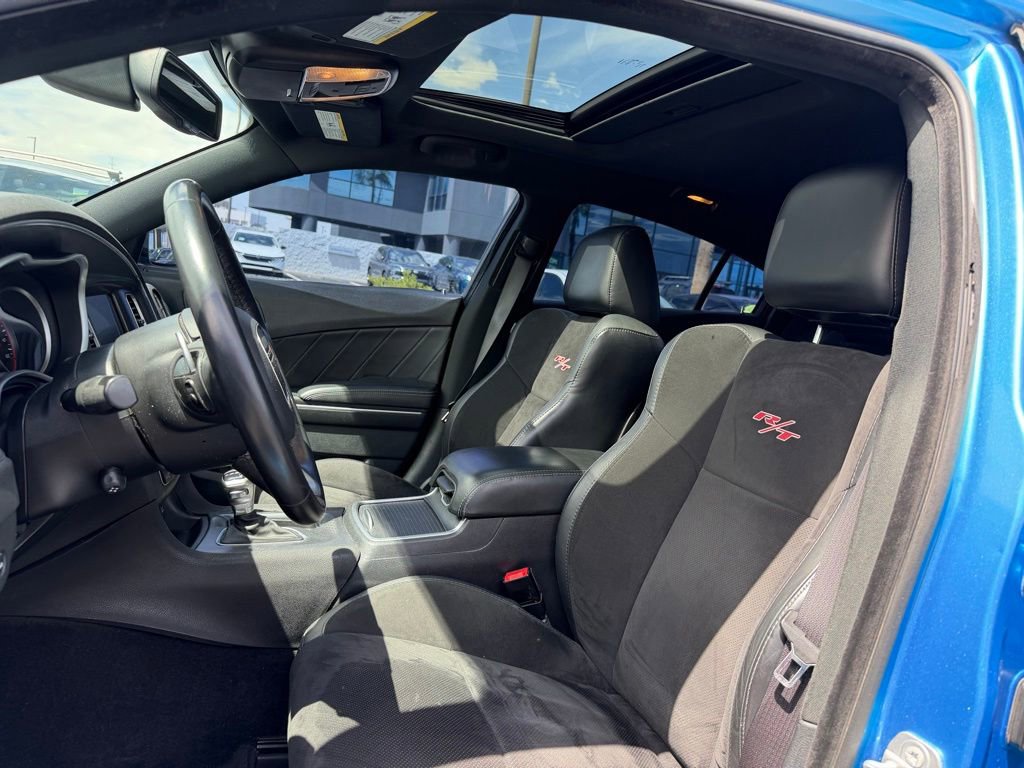 Used 2015 Dodge Charger R/T RWD image 12