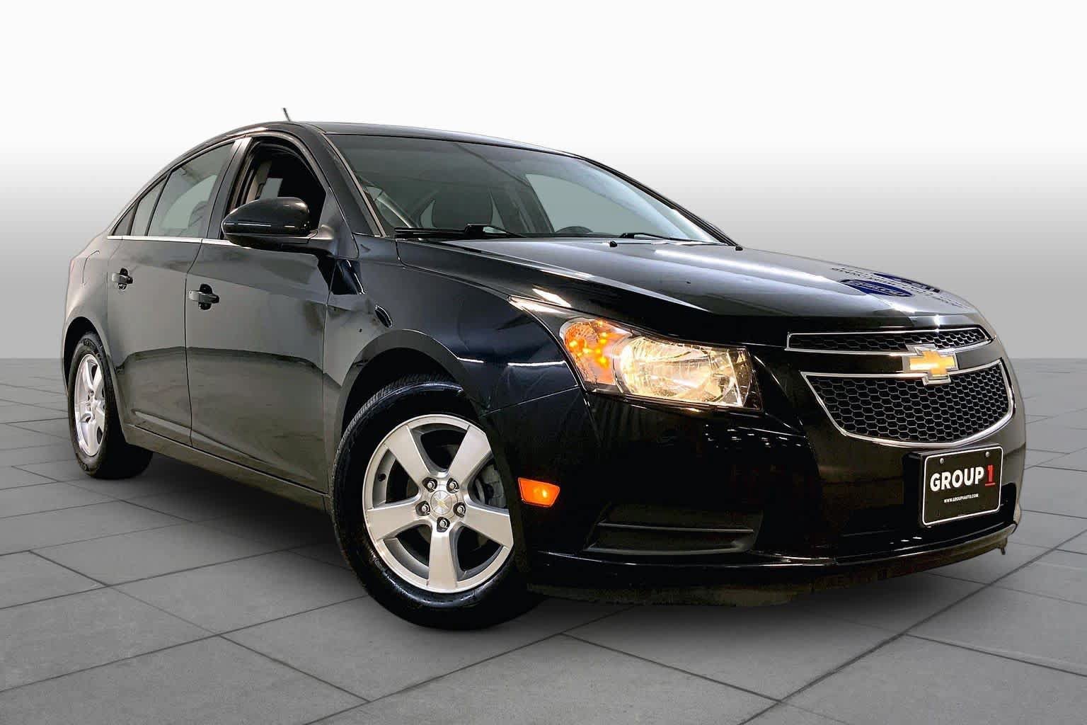 Used 2012 Chevrolet Cruze LT w/ All-Star Edition FWD image 2