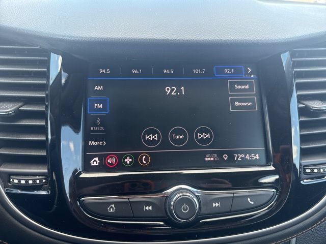 Used 2020 Chevrolet Trax LT w/ LT Convenience Package AWD/4WD image 10
