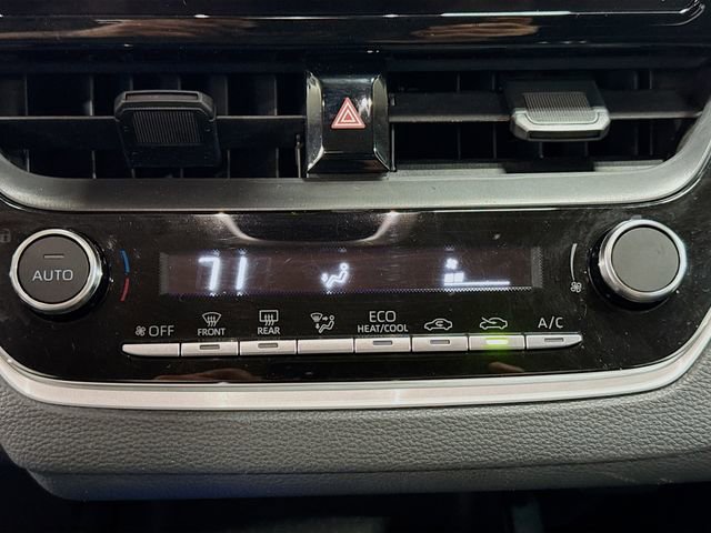 Used 2025 Toyota Corolla LE image 22