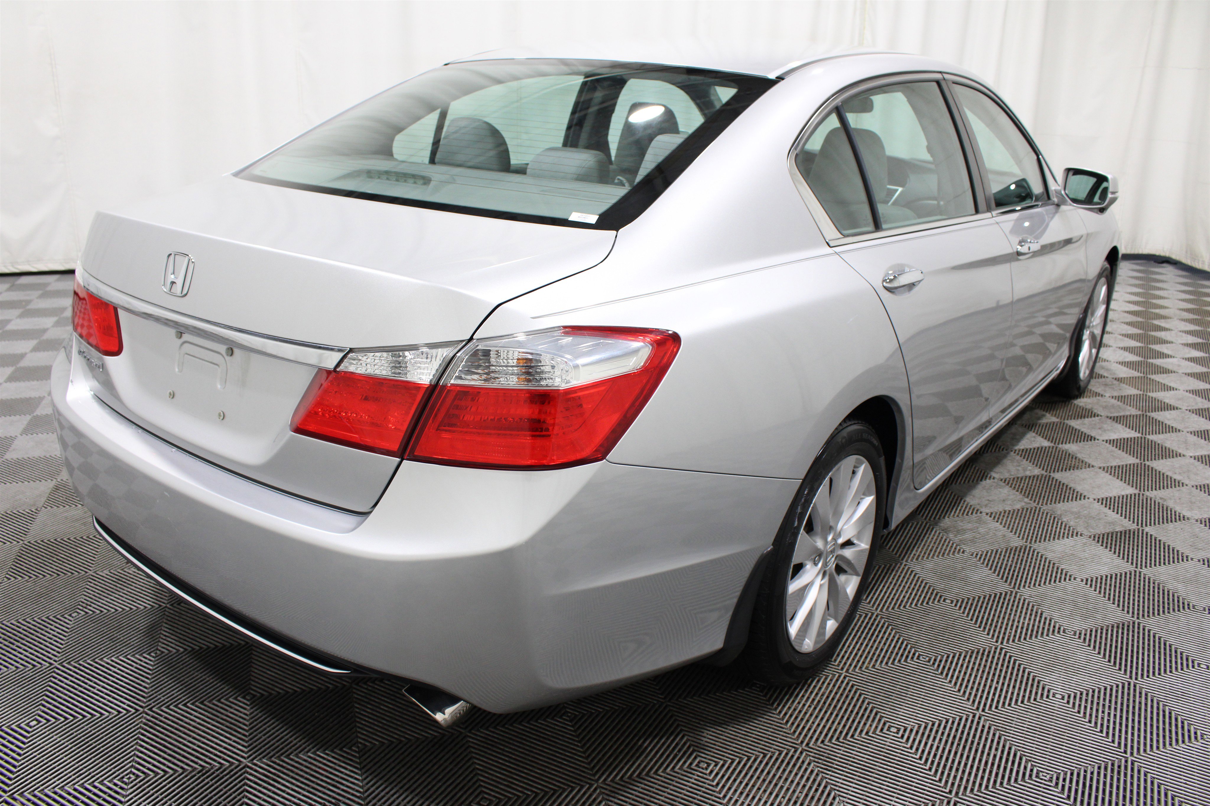 Used 2014 Honda Accord EX image 27