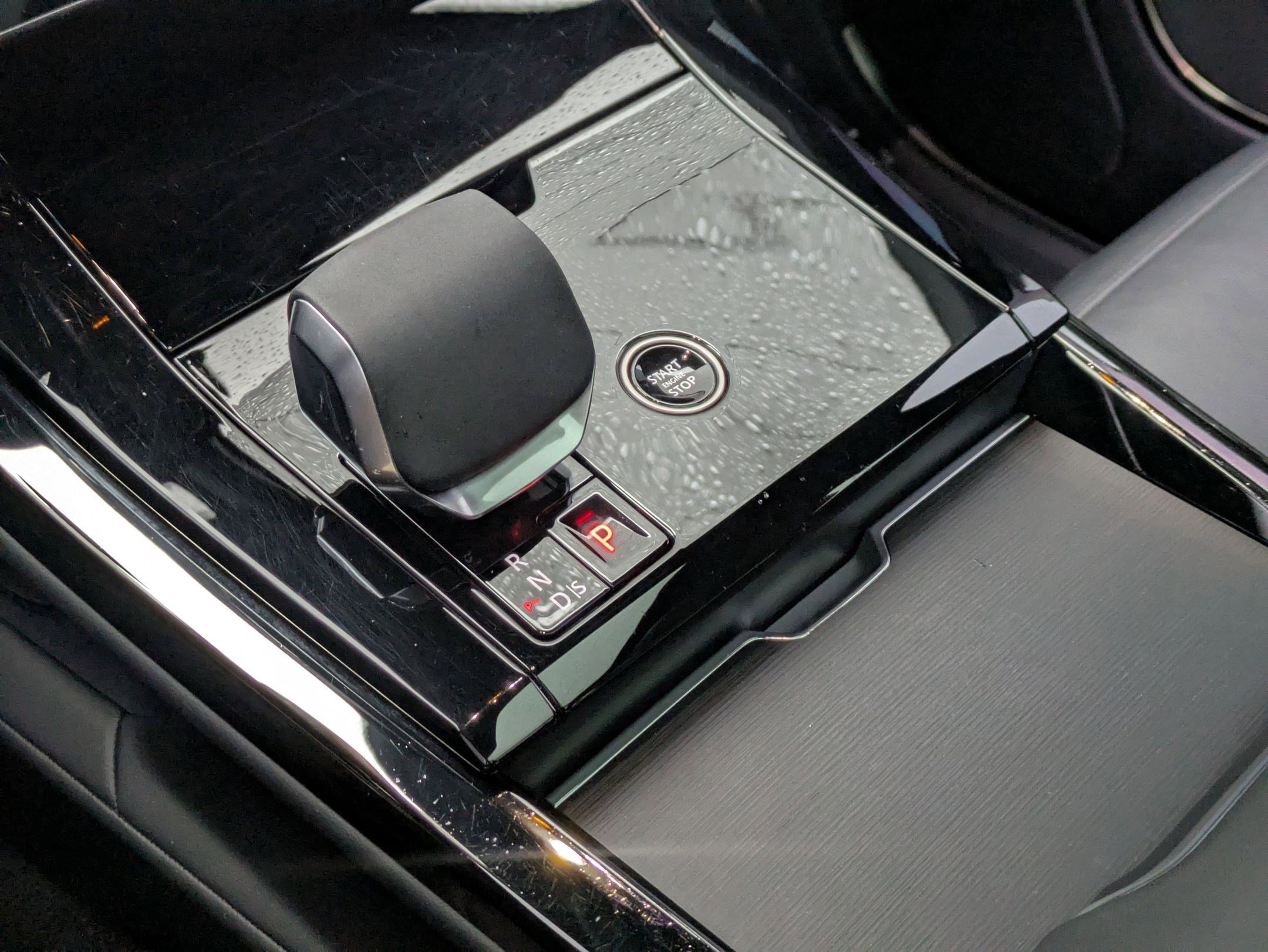 Used 2024 Land Rover Range Rover Sport SE image 20