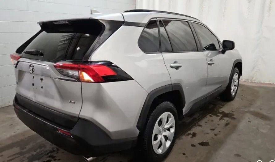 Used 2019 Toyota RAV4 LE w/ All Weather Liner Package image 3